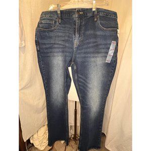 Old Navy Built in Flex Men's Jeans Size 40 x 32 NWT Denim  Straight Leg